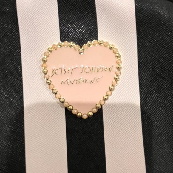 Small Betsy Johnson New York black and white stripe mini backpack with hearts - Picture 6 of 6